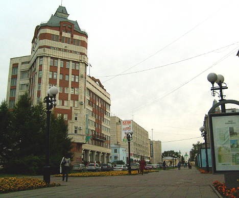 Аллею строителей вывернули