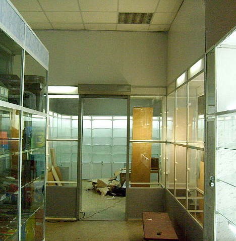 Оживают лавочки в ОПЦ