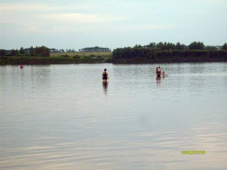 Купание в Иртыше