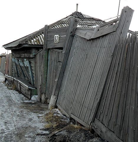 Деревянный Омск кончается